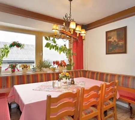 فندق Stockerwirt 3*