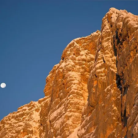 فندق Stockerwirt 3*