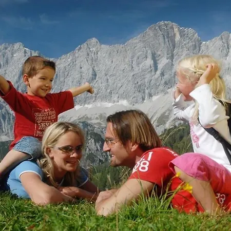 فندق Stockerwirt 3*